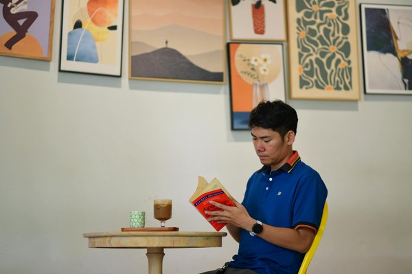 How is the UK fostering innovation in the tech industry?